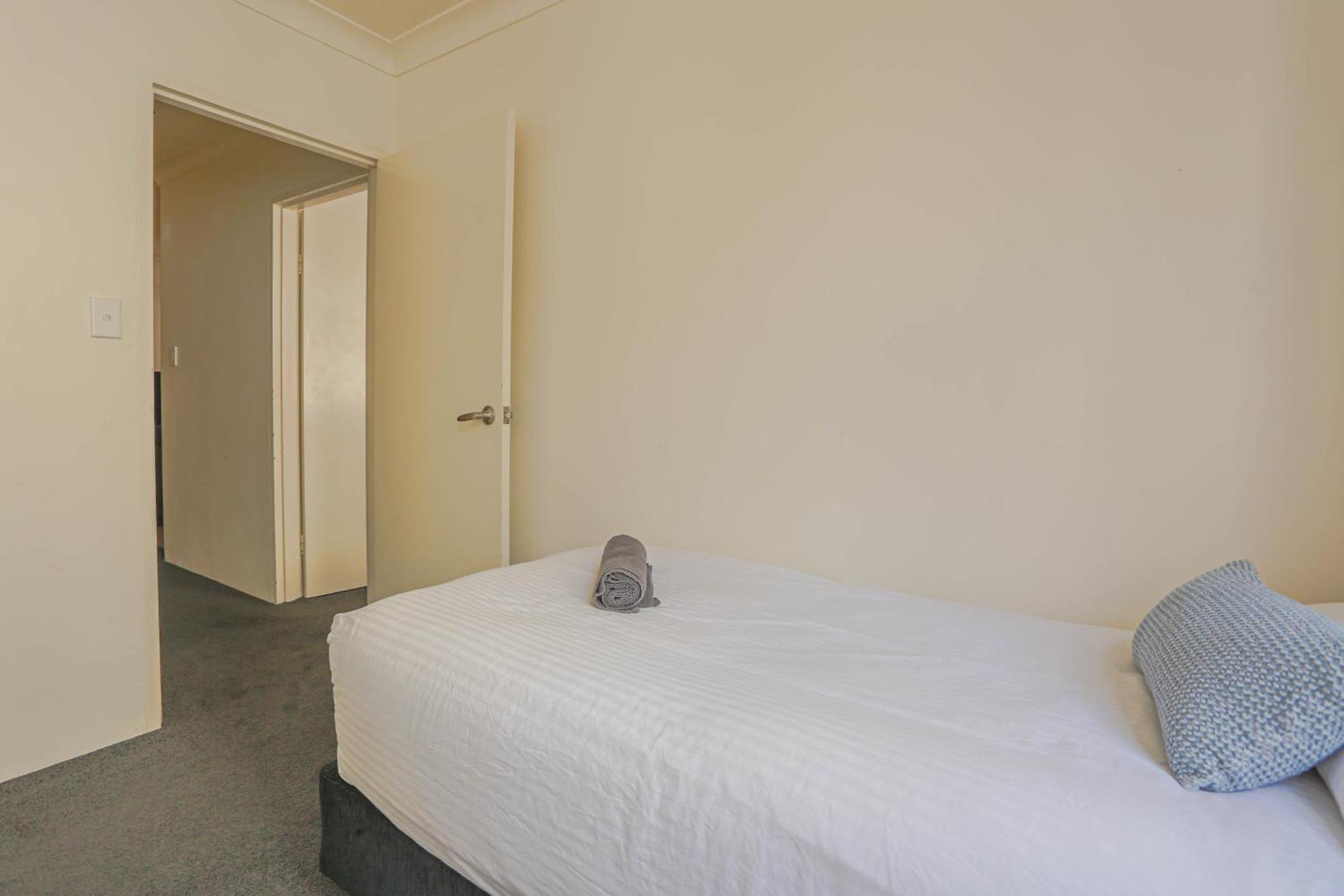 Stylish 2 Bedroom Chippendale Appartamento